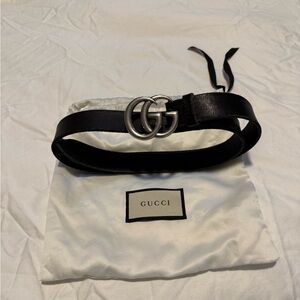 Gucci GG Marmont thin belt